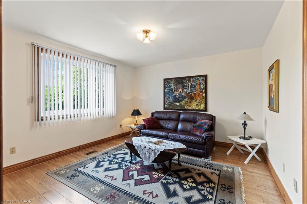 67 The Promenade Property Photo 22