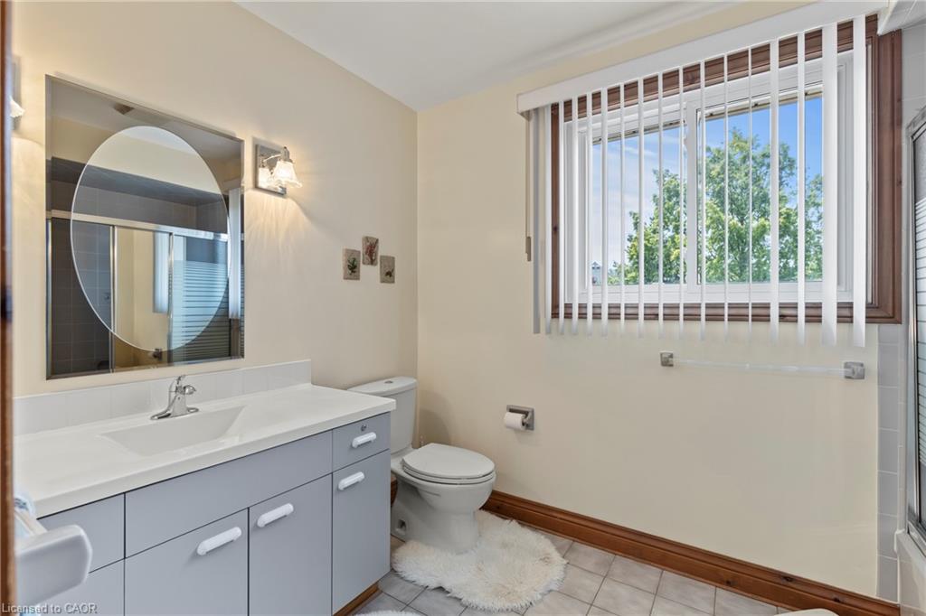 67 The Promenade Property Photo 23