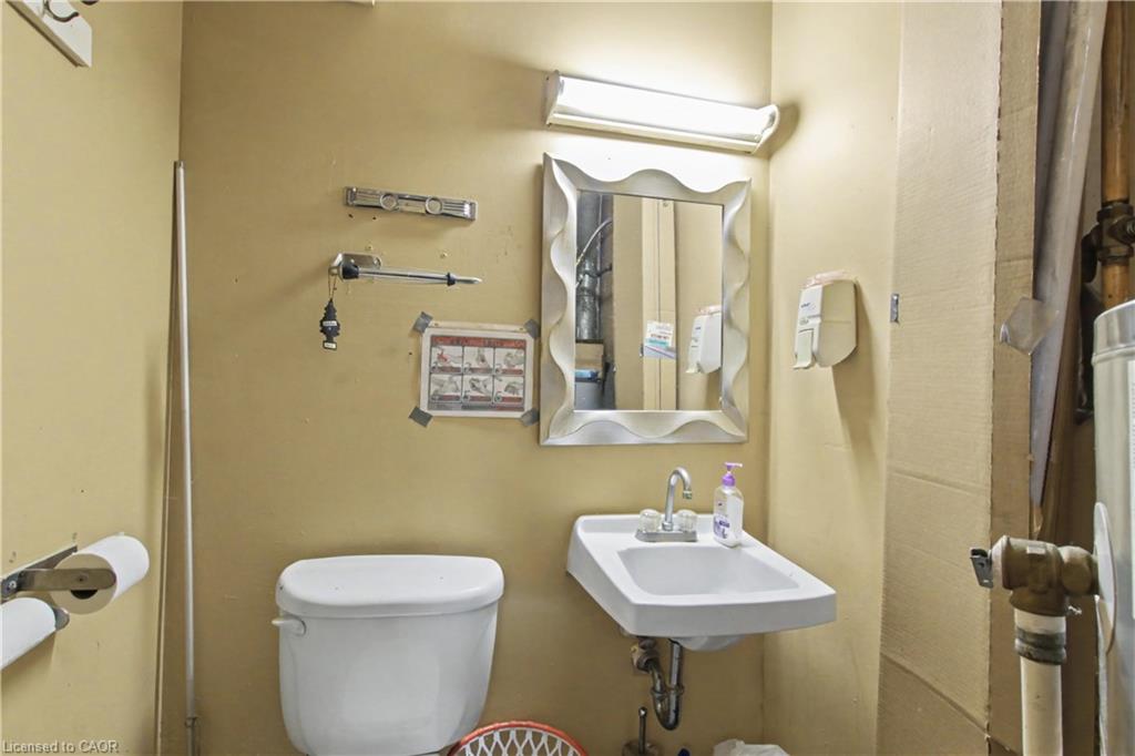 1-826 Queenston Road Property Photo 14