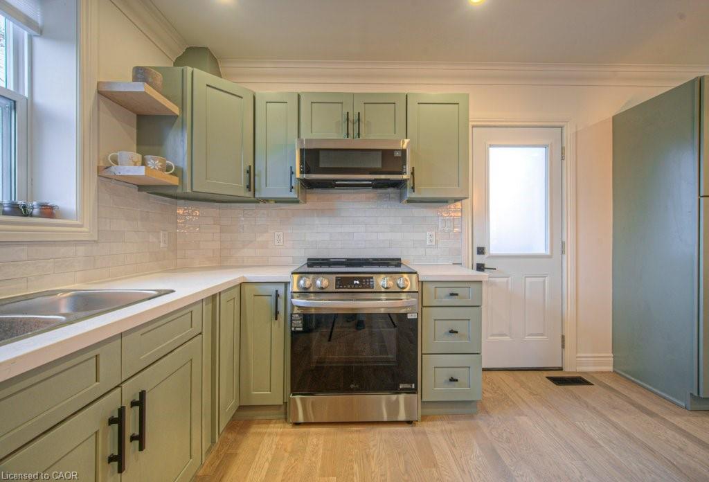 30 Dunbar Road S Property Photo 6