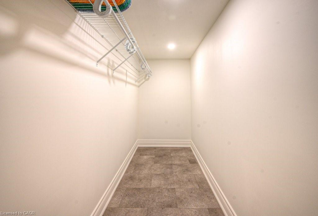 30 Dunbar Road S Property Photo 27
