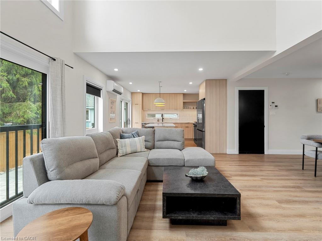 55 Centre Street Property Photo 8