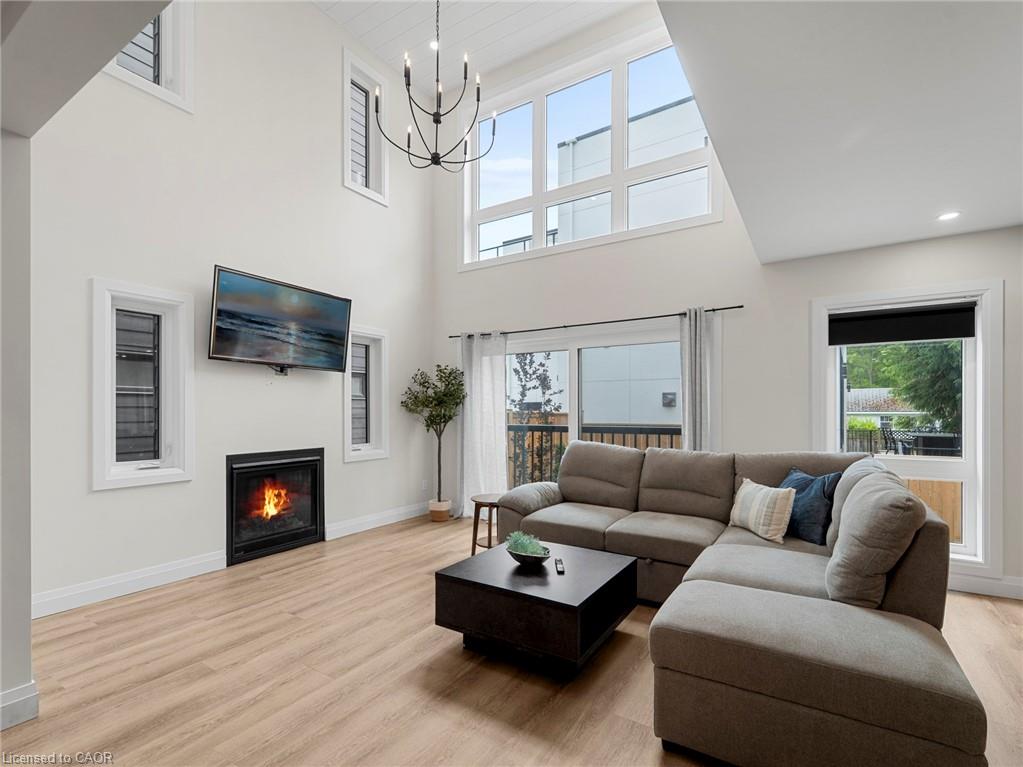 55 Centre Street Property Photo 9