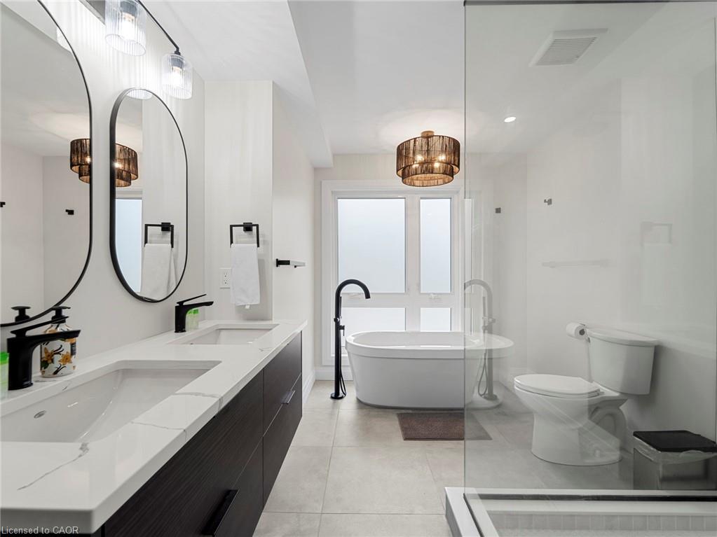 55 Centre Street Property Photo 17
