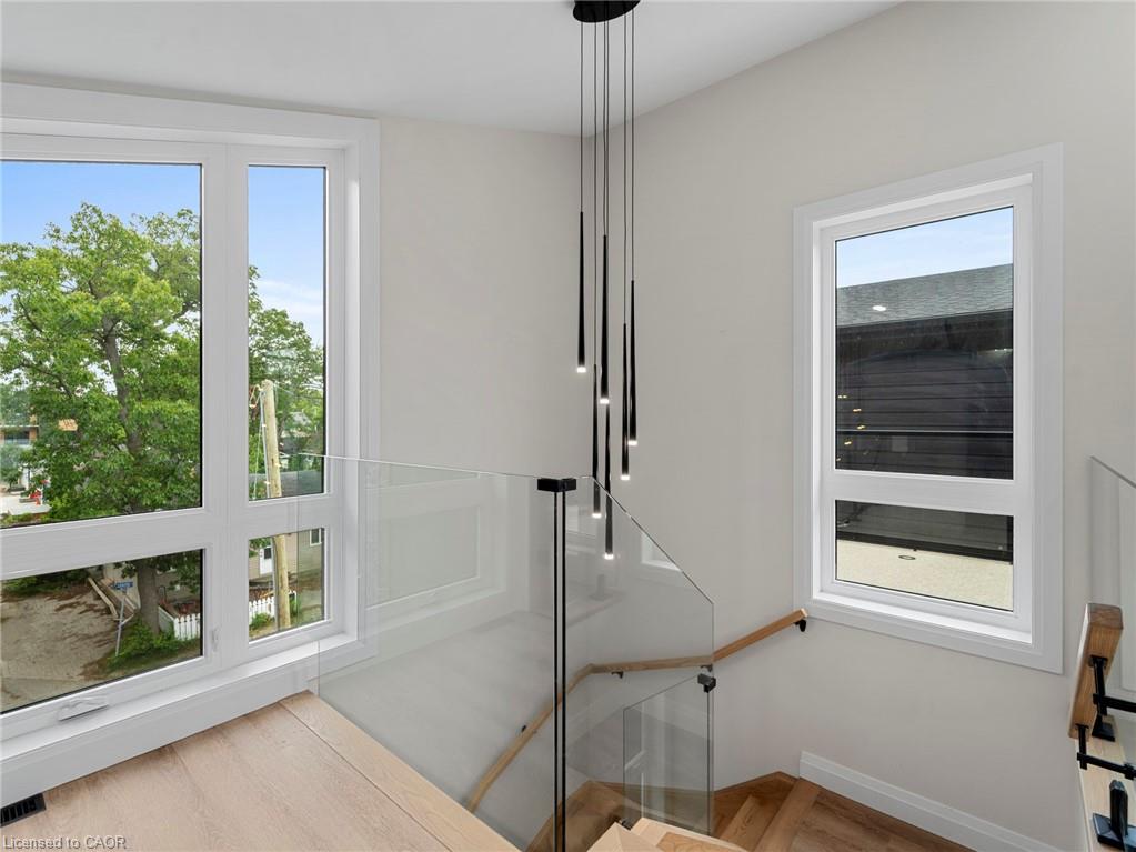 55 Centre Street Property Photo 27