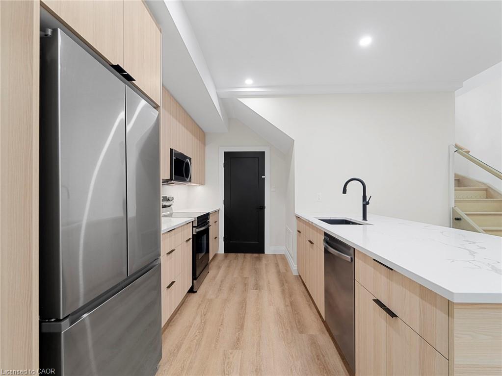 55 Centre Street Property Photo 38