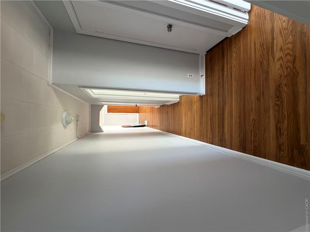 11-1755 King Street Property Photo 18