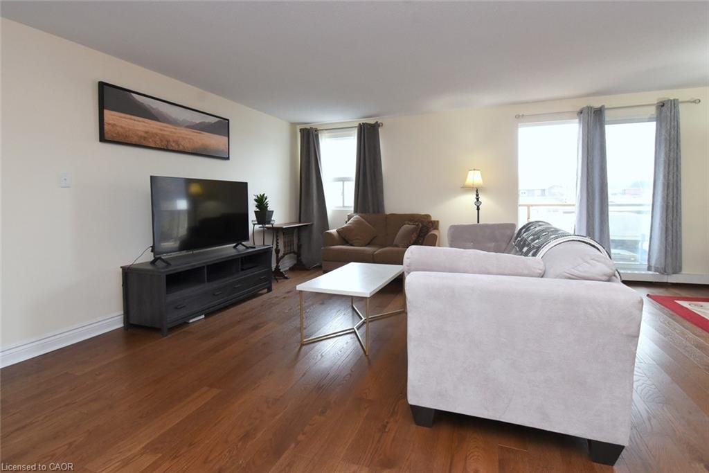 205-793 Colborne Street Property Photo 9