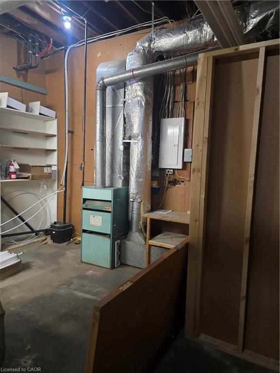 49 Kent Street N Property Photo 19