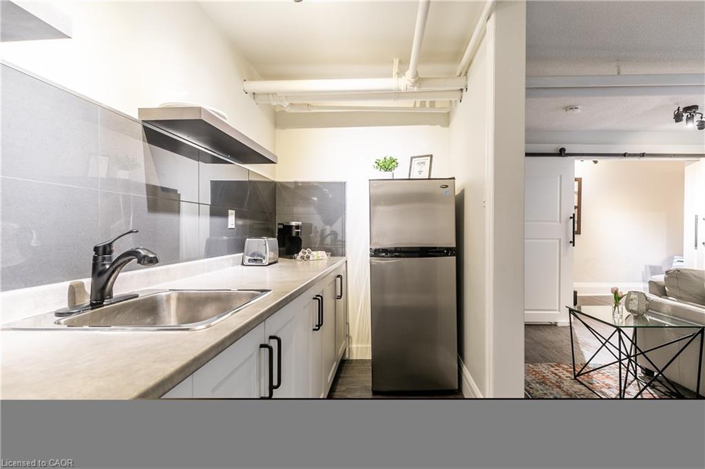14 Duke Street Property Photo 20