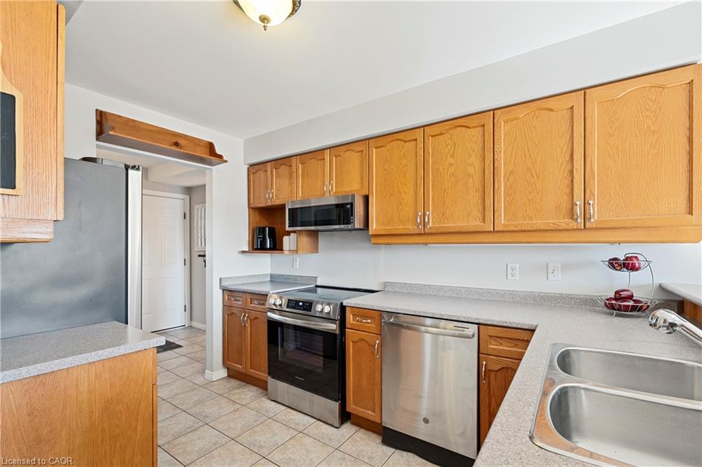 77 Morgan Drive Property Photo 7