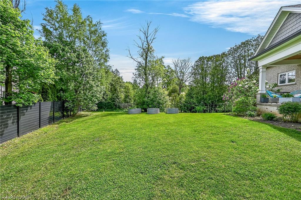 747 Vernon Place Property Photo 45