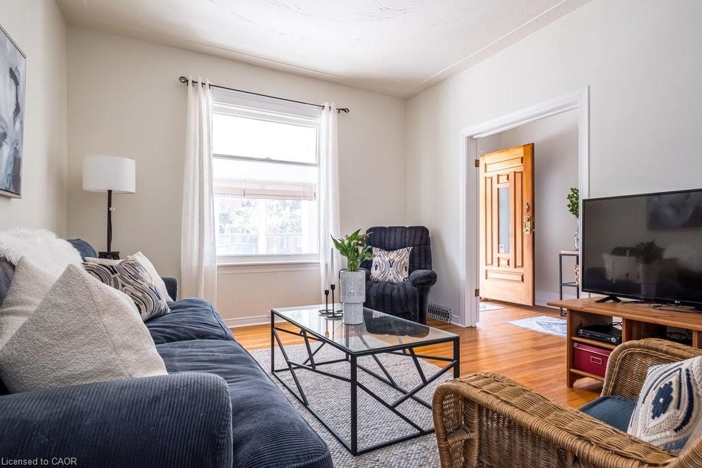 23 Bruce Street Property Photo 7