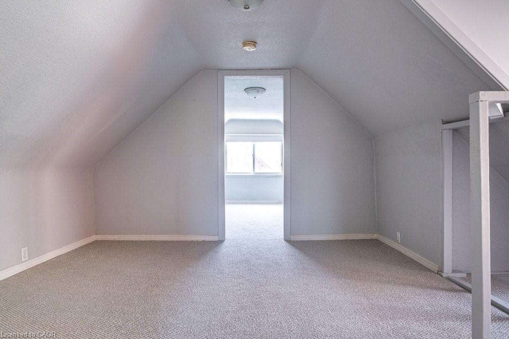 23 Bruce Street Property Photo 35