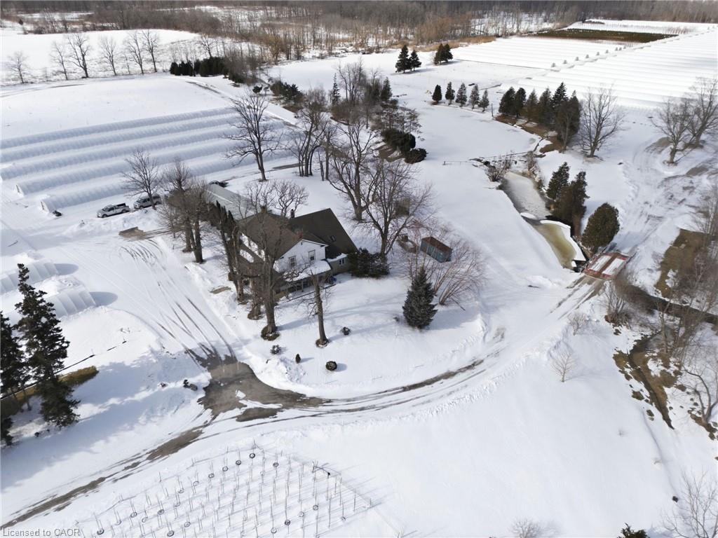 383 Parkside Drive Property Photo 10