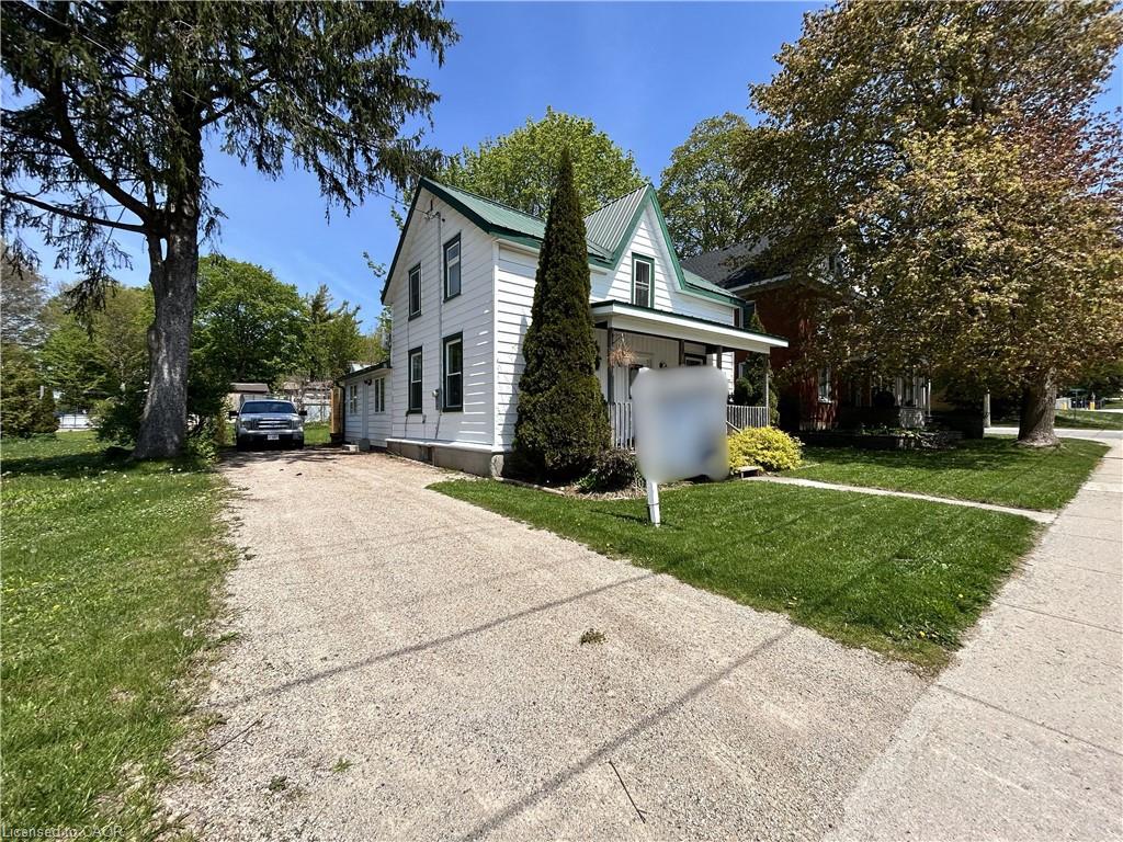 101 John Street E Property Photo 1