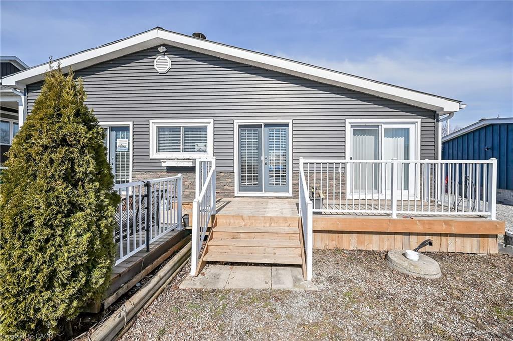 87 Lakeshore Road Property Photo 2