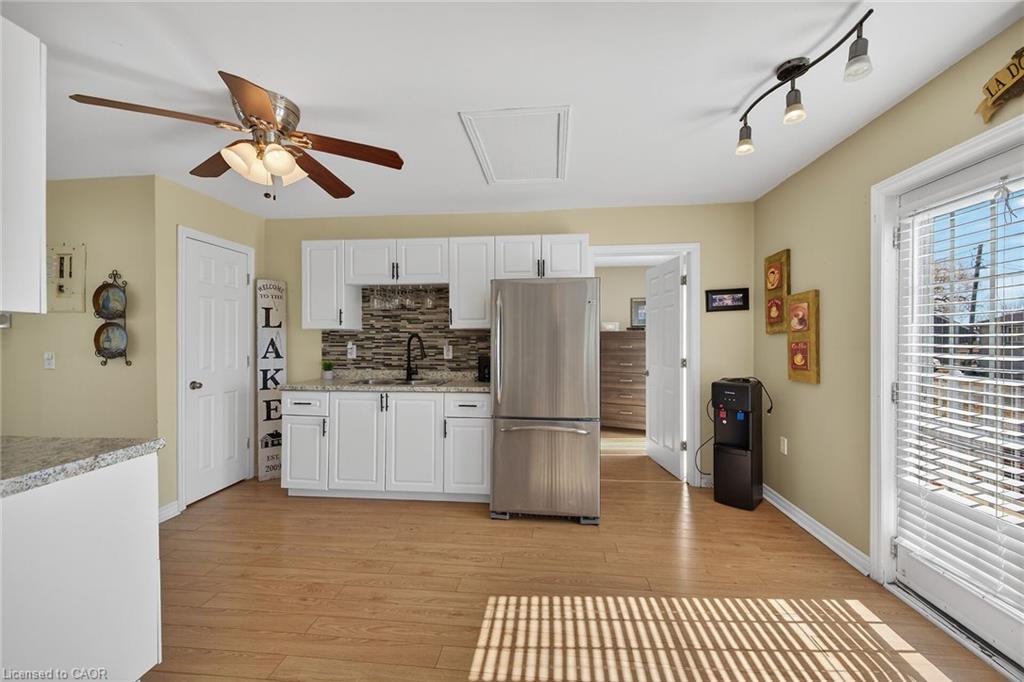 87 Lakeshore Road Property Photo 7