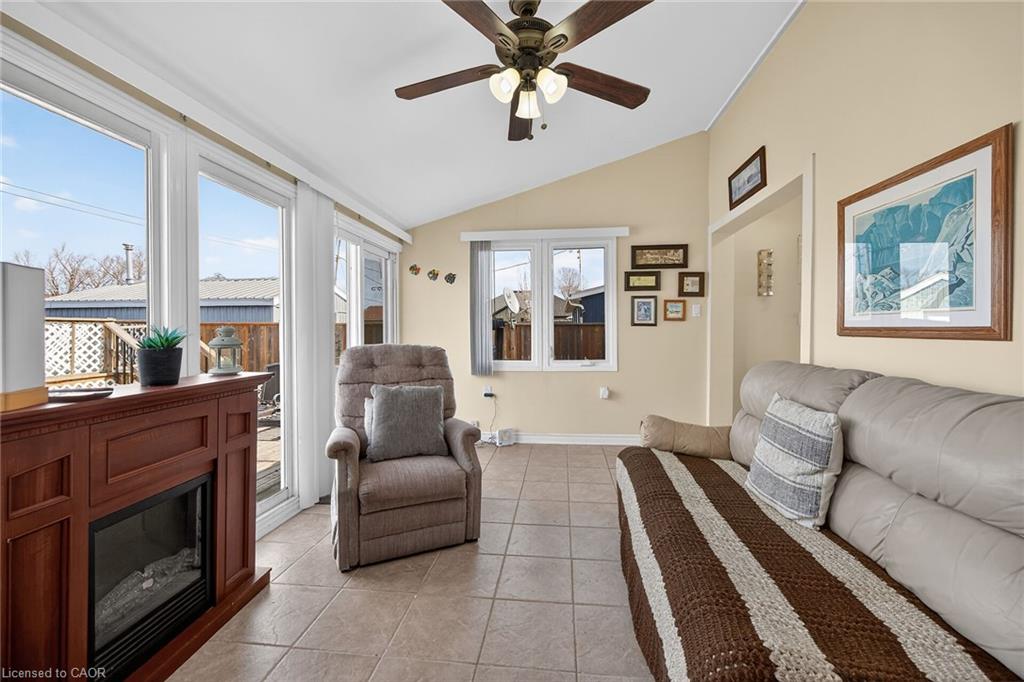 87 Lakeshore Road Property Photo 28