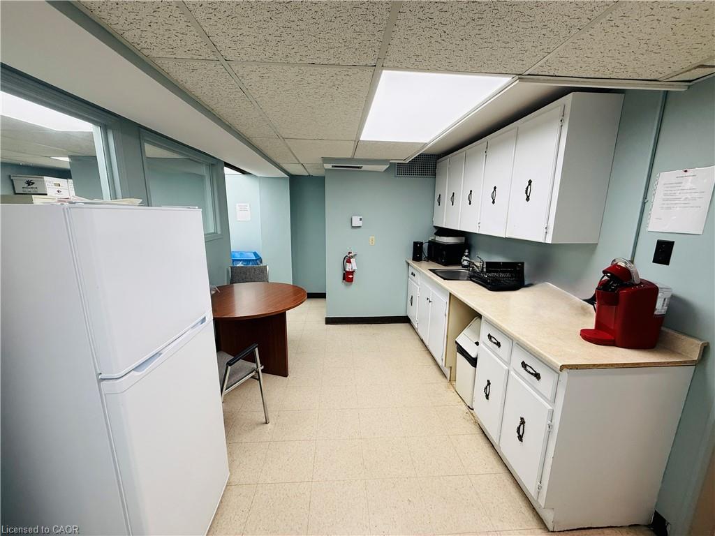 281 Queenston Road Property Photo 11