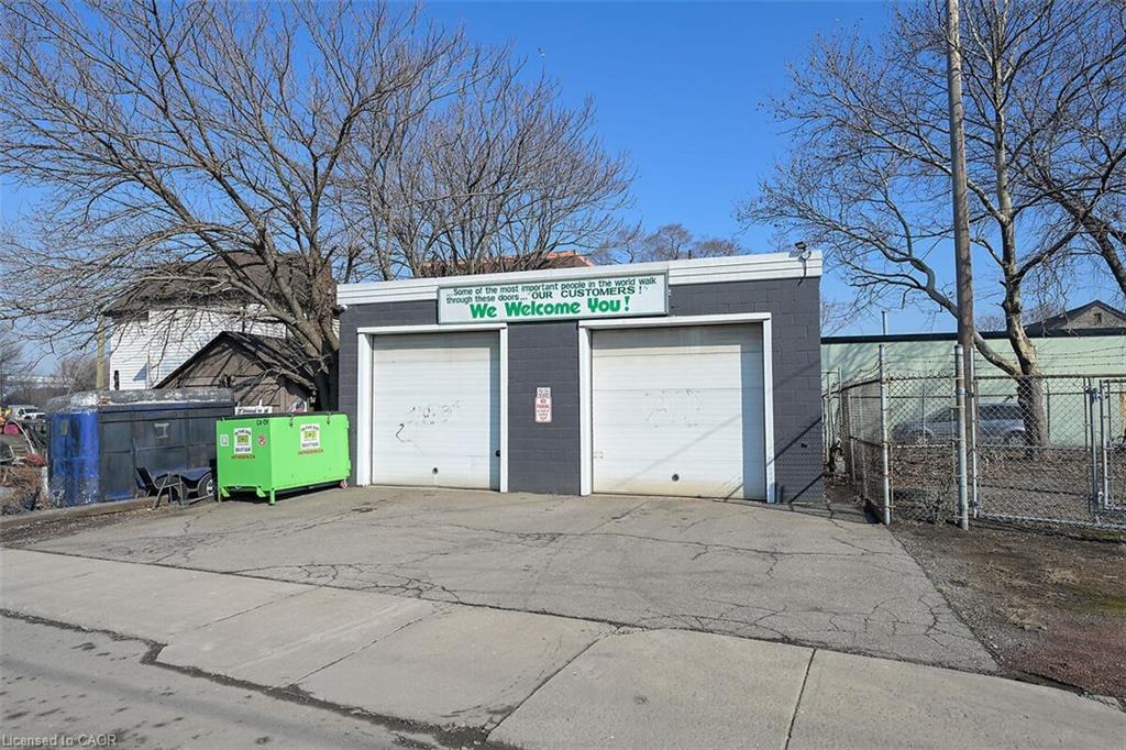 100 Stapleton Avenue Property Photo 8