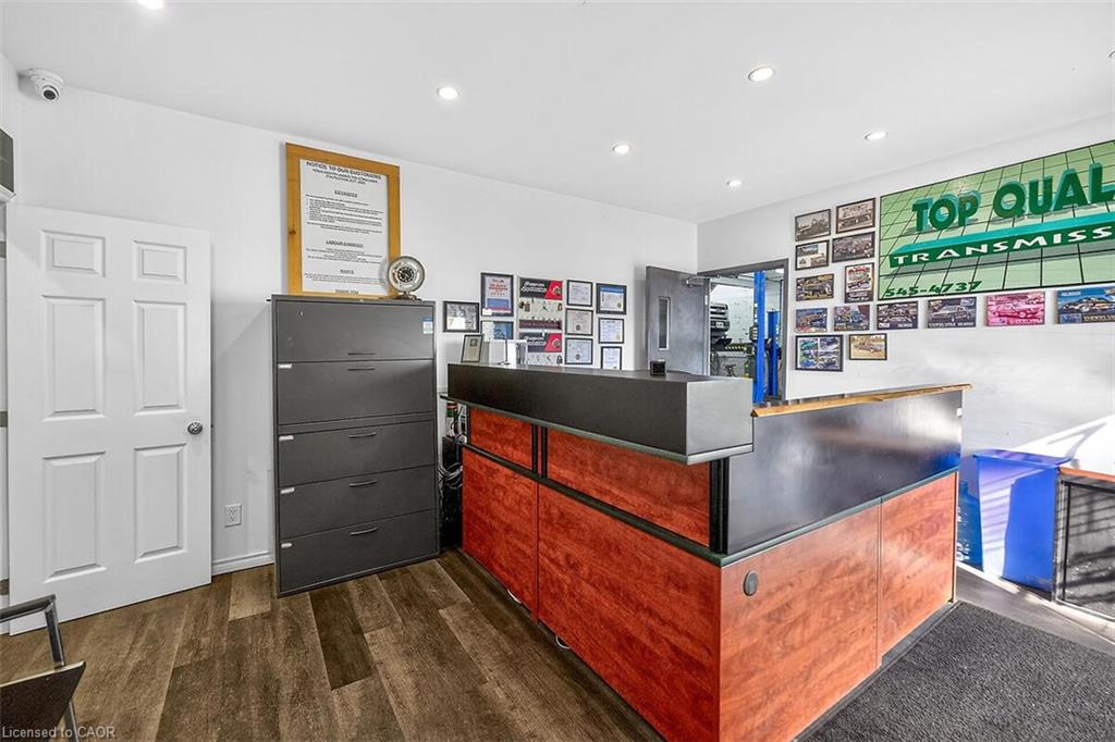 100 Stapleton Avenue Property Photo 16