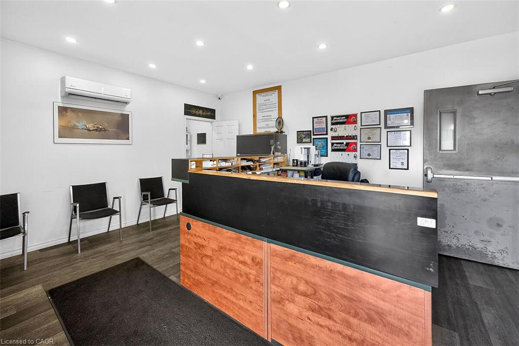 100 Stapleton Avenue Property Photo 17