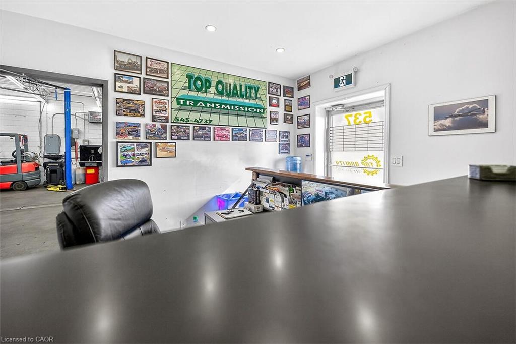 100 Stapleton Avenue Property Photo 18