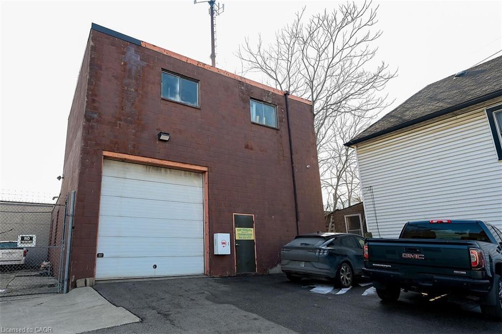 100 Stapleton Avenue Property Photo 43
