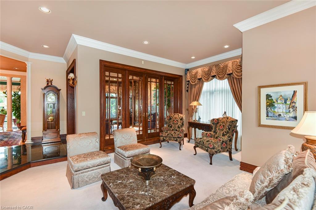 11 Prestwick Place Property Photo 5
