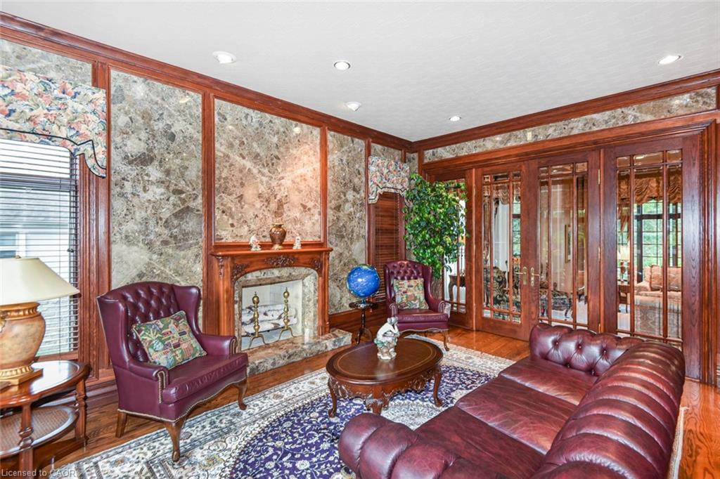 11 Prestwick Place Property Photo 6