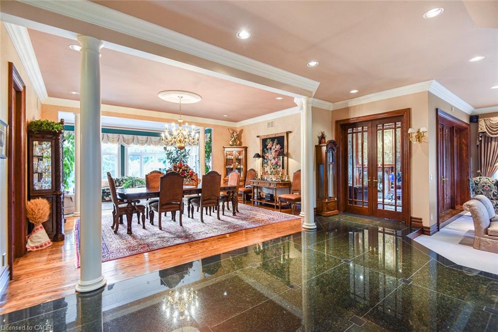 11 Prestwick Place Property Photo 9