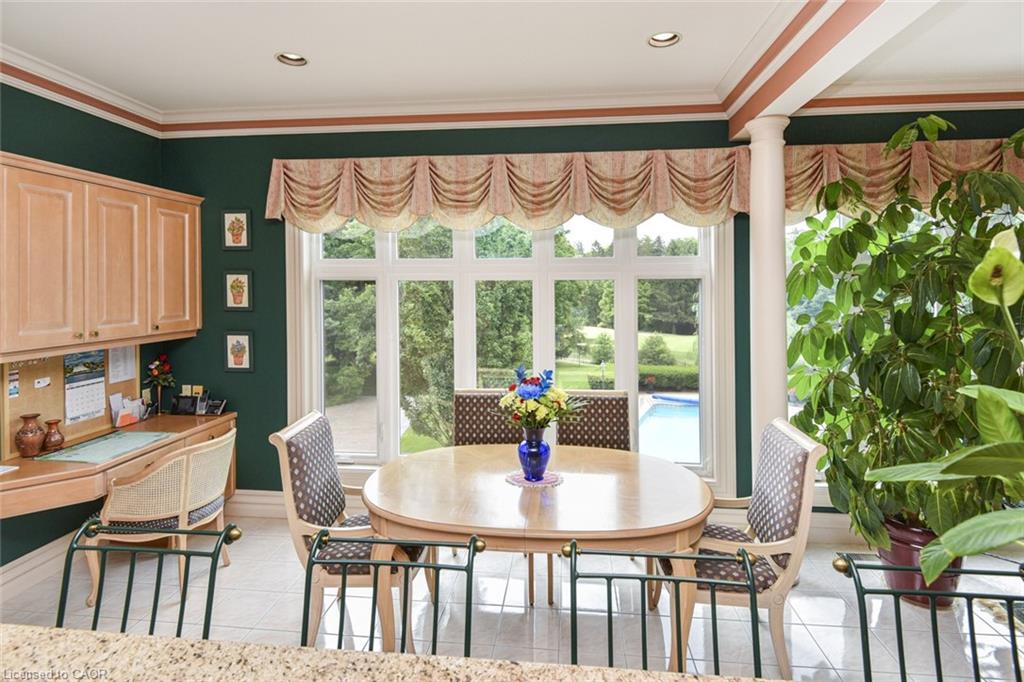 11 Prestwick Place Property Photo 10