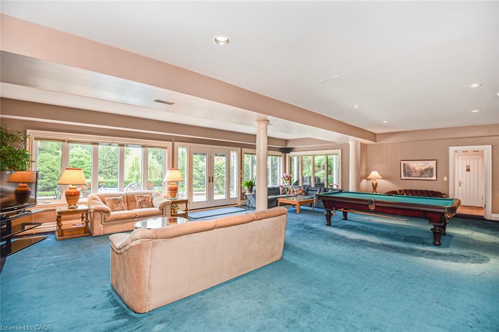 11 Prestwick Place Property Photo 15