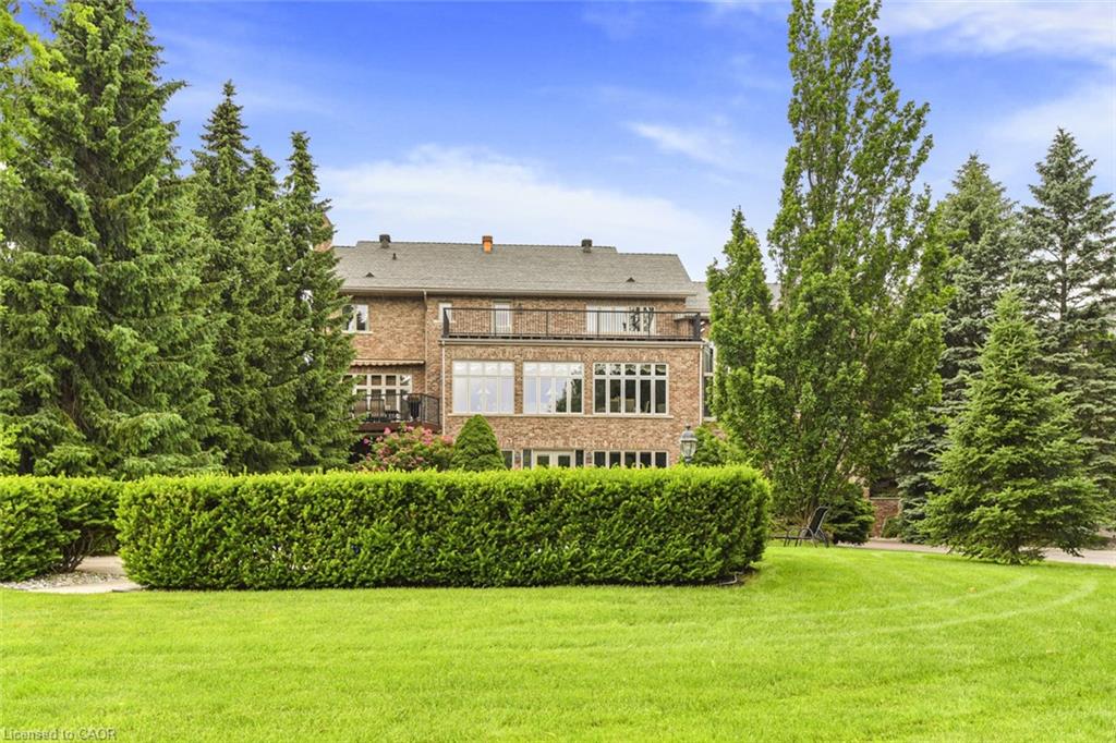11 Prestwick Place Property Photo 33