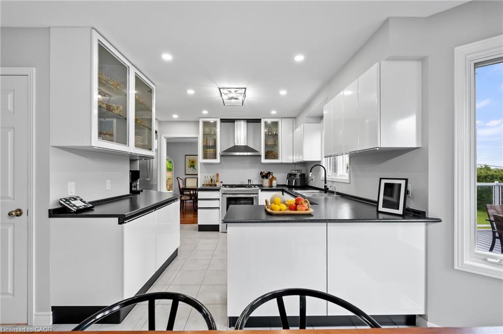 1 Brown Avenue Property Photo 11