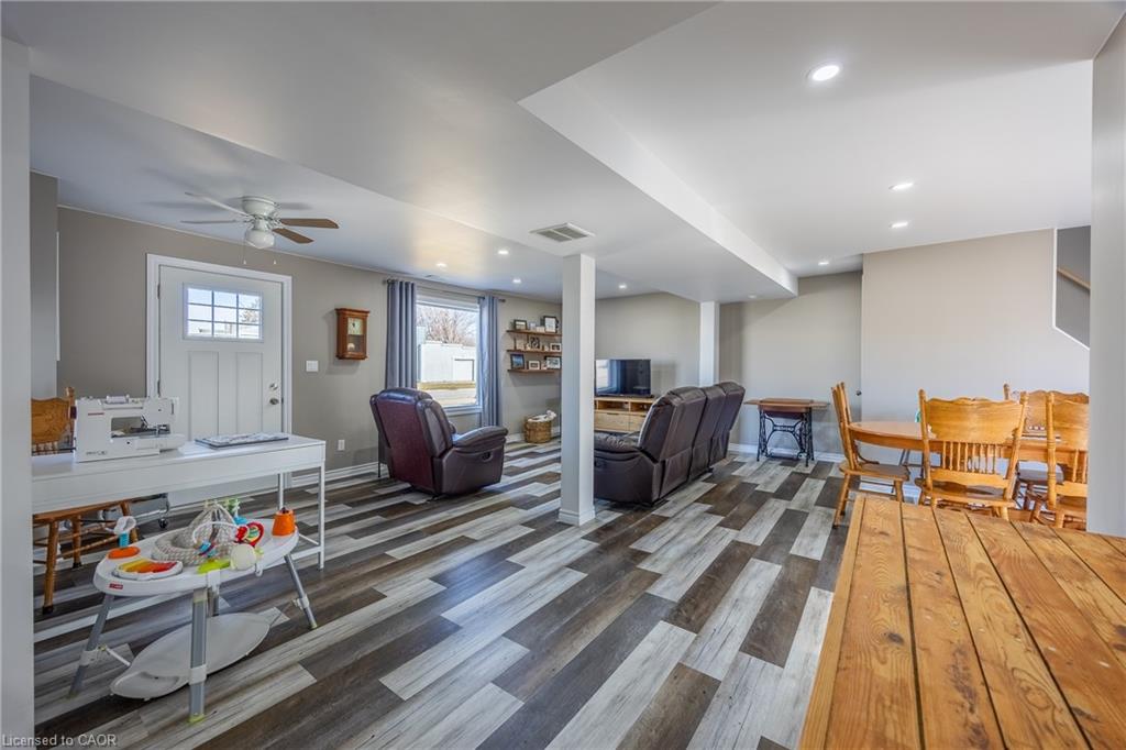 100 Queen Street E Property Photo 12