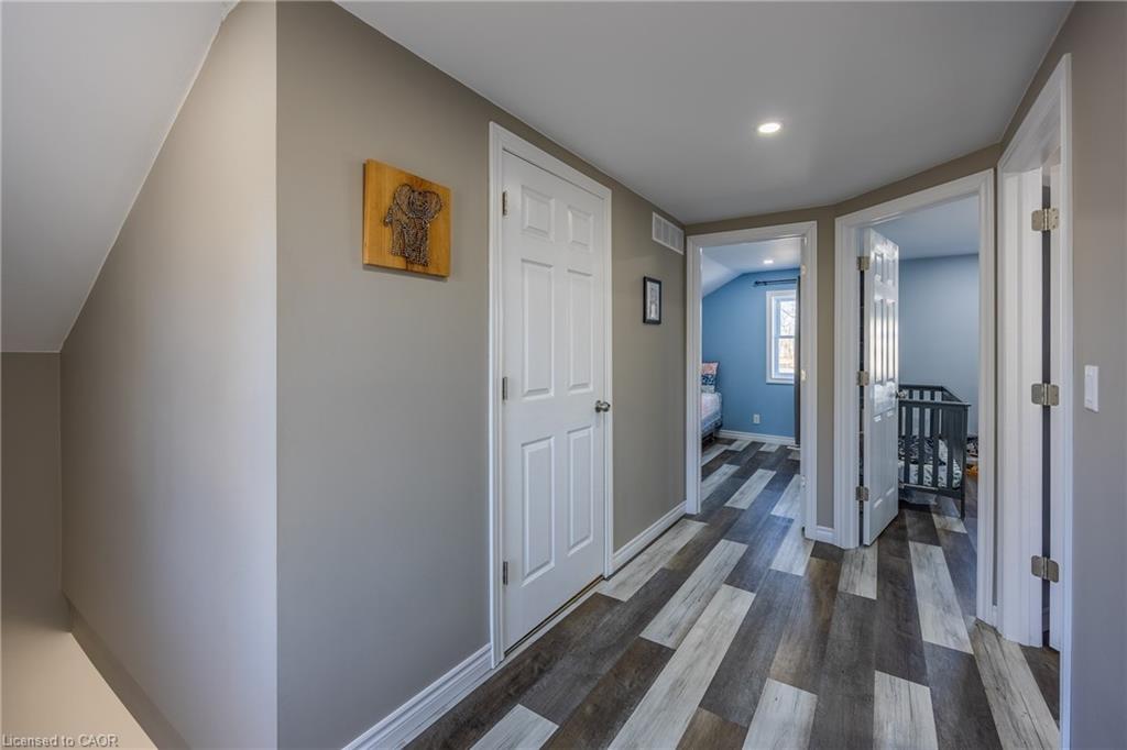 100 Queen Street E Property Photo 17