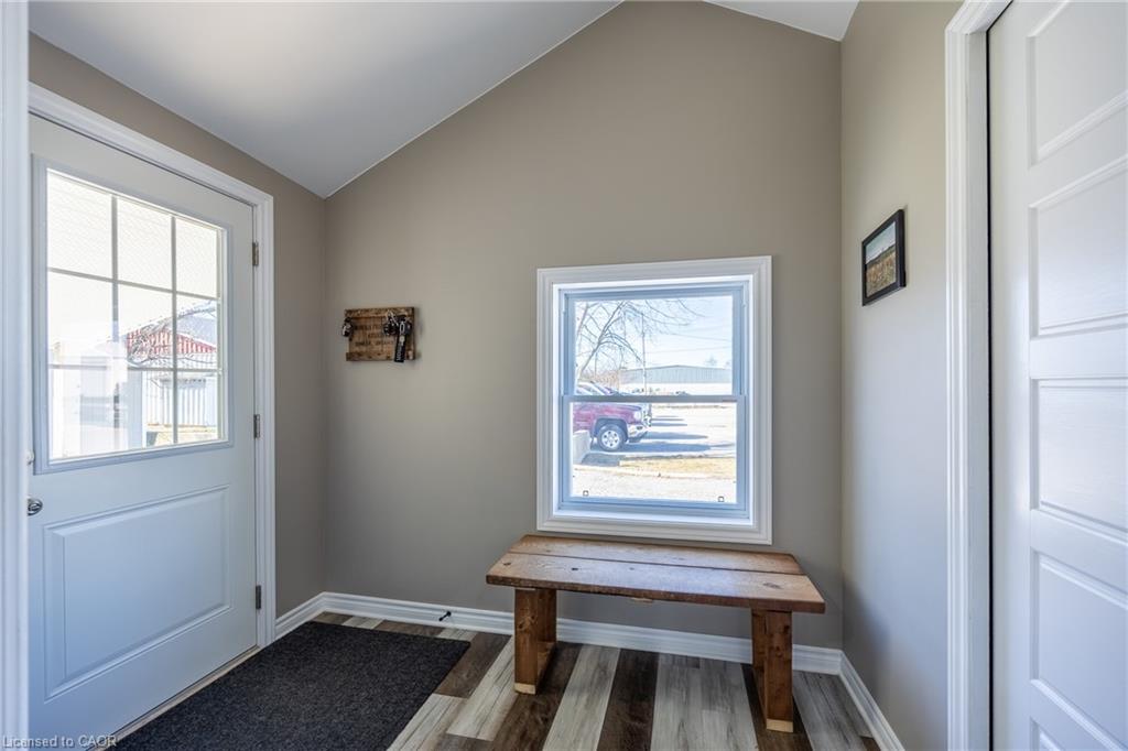 100 Queen Street E Property Photo 27