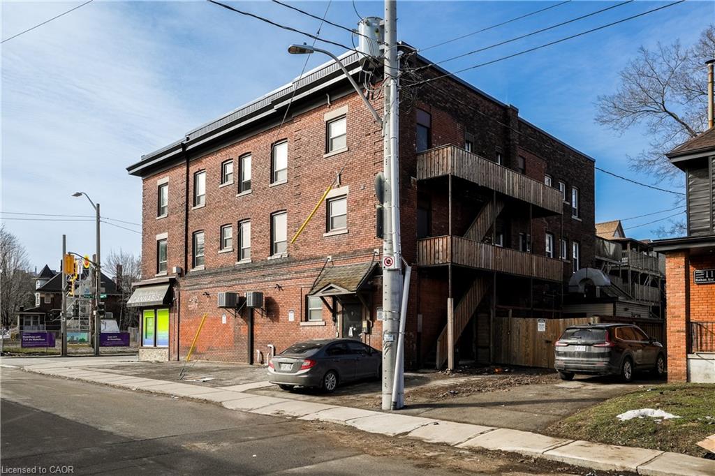 835 King Street E Property Photo 5