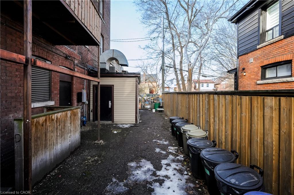 835 King Street E Property Photo 17