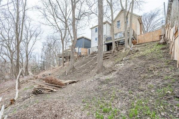 163 Fountain Street N Property Photo 5