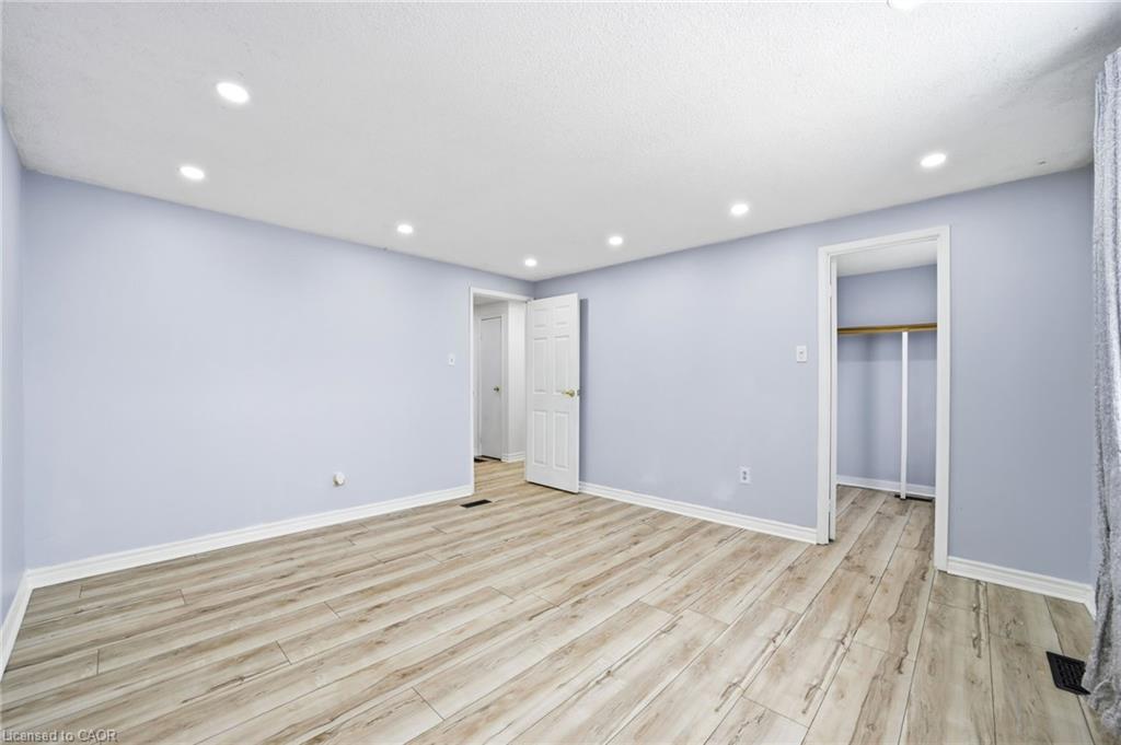 116-1538 Lancaster Drive Property Photo 25