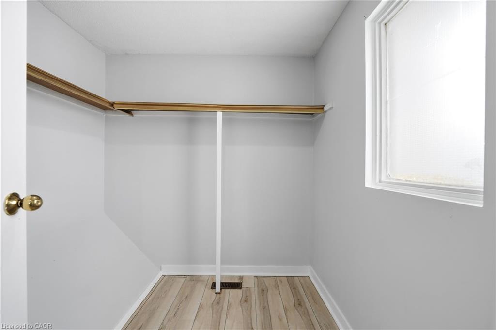 116-1538 Lancaster Drive Property Photo 26