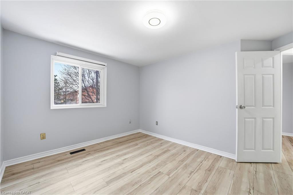 116-1538 Lancaster Drive Property Photo 29