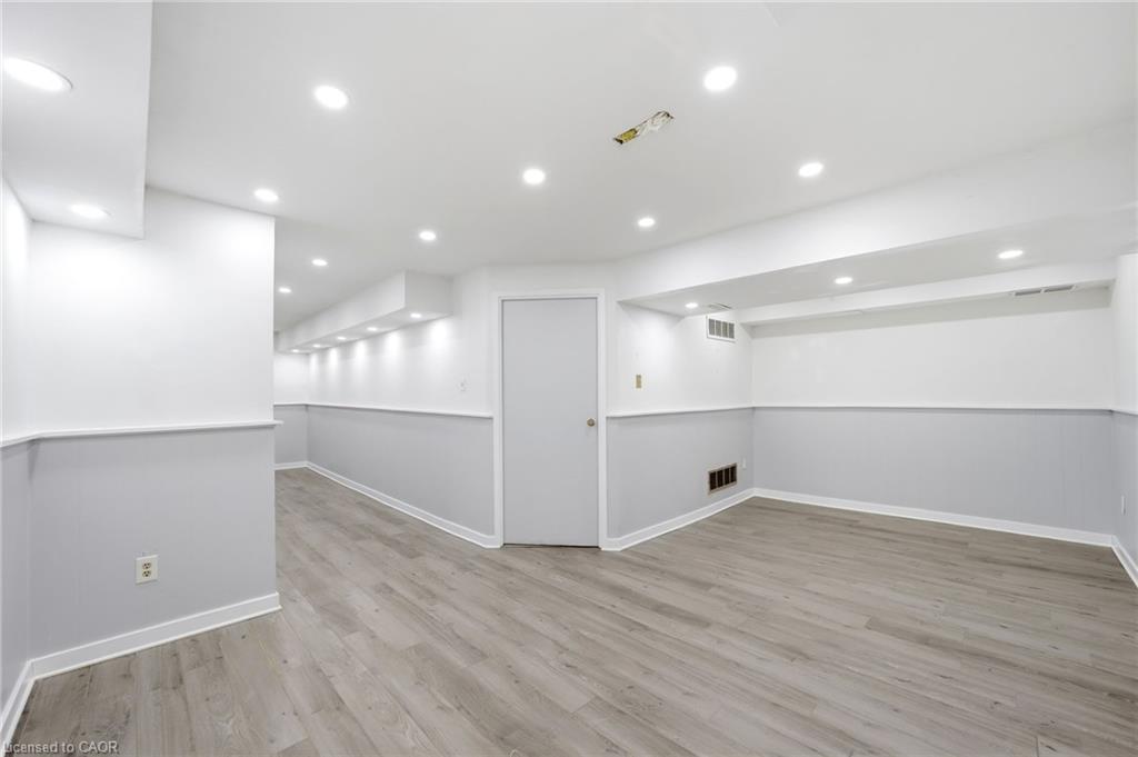 116-1538 Lancaster Drive Property Photo 38