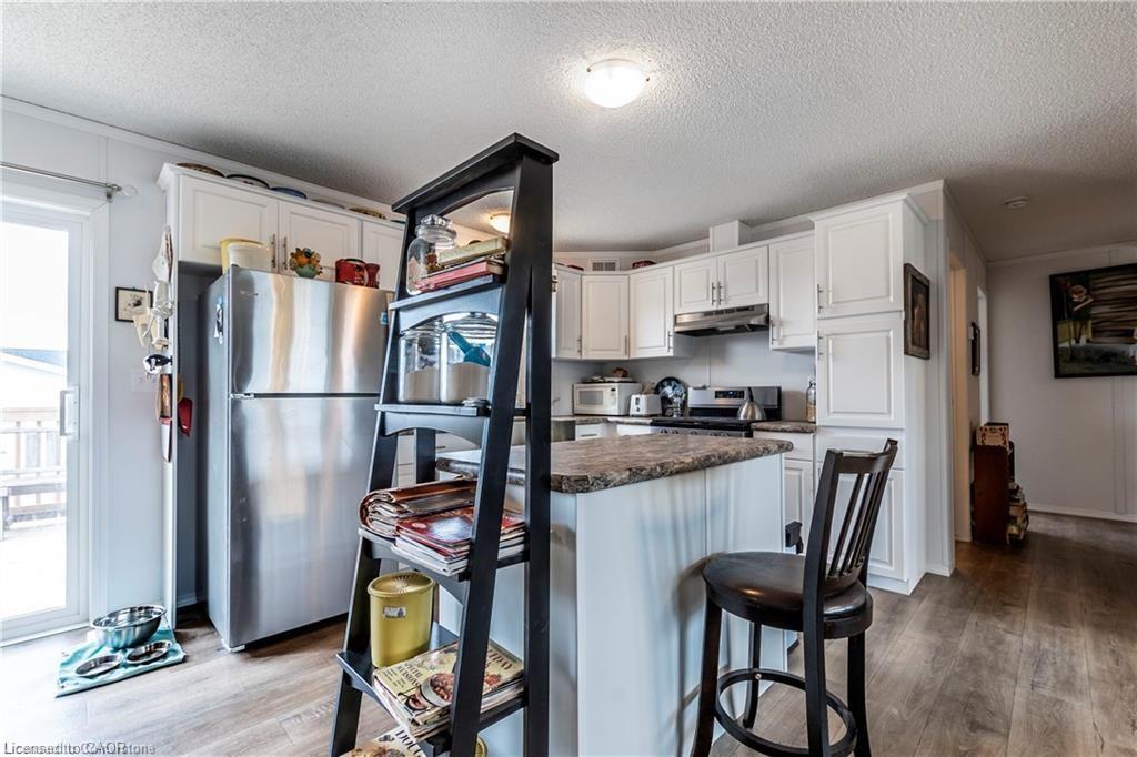 17 Bent Willow Court Property Photo 10