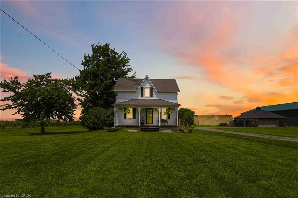 594 Niagara Stone Road Property Photo 1