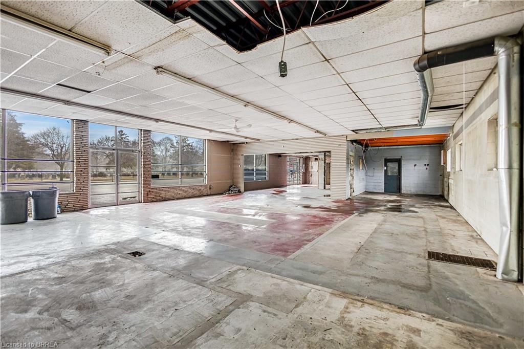 164 Charing Cross Street Property Photo 7