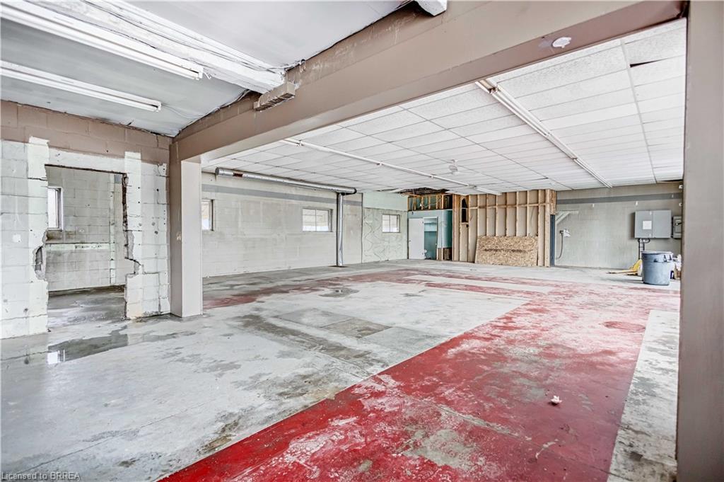 164 Charing Cross Street Property Photo 8